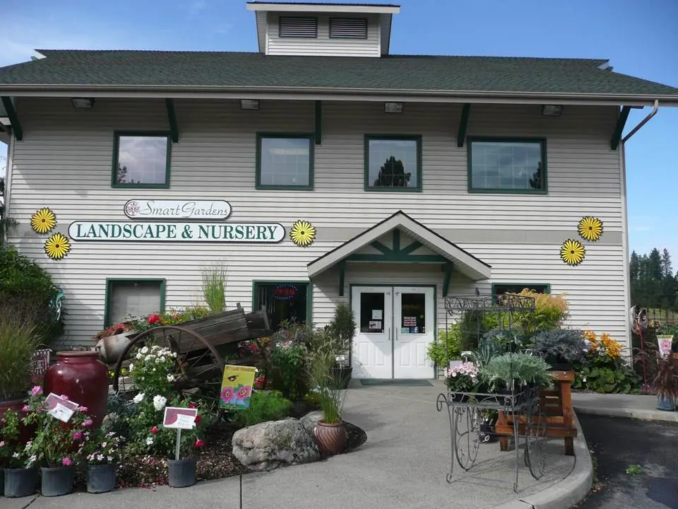 Smart Gardens nursery building with entrance plants and garden decor